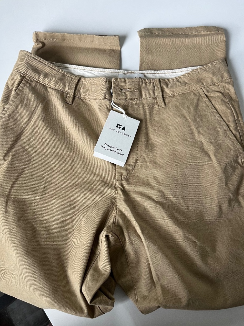 Free Assembly Chino Straight Leg Pant ! Size 4 , NWT!